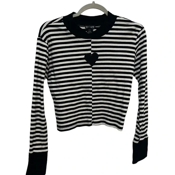 HOT TOPIC Black & White Stripe Heart Mock Heart Front Long-Sleeve Top Xl - Picture 10 of 11